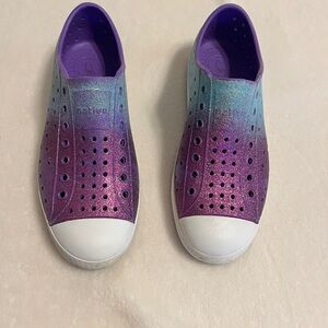 Native Saba starfish bling Kids Shoes in Purple and Blue